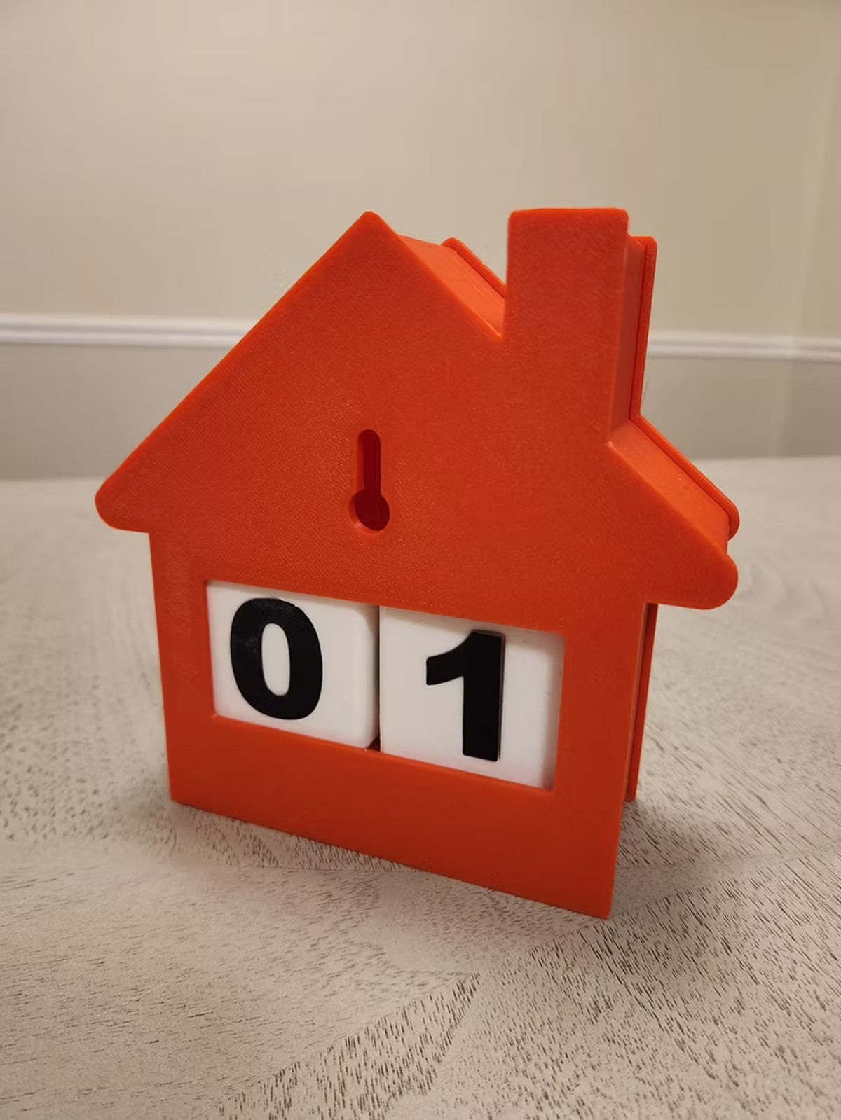 Side of the house countdown showing 01